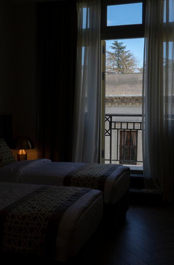 Grand Opera Hotel Kʼutʼaisi Exterior foto