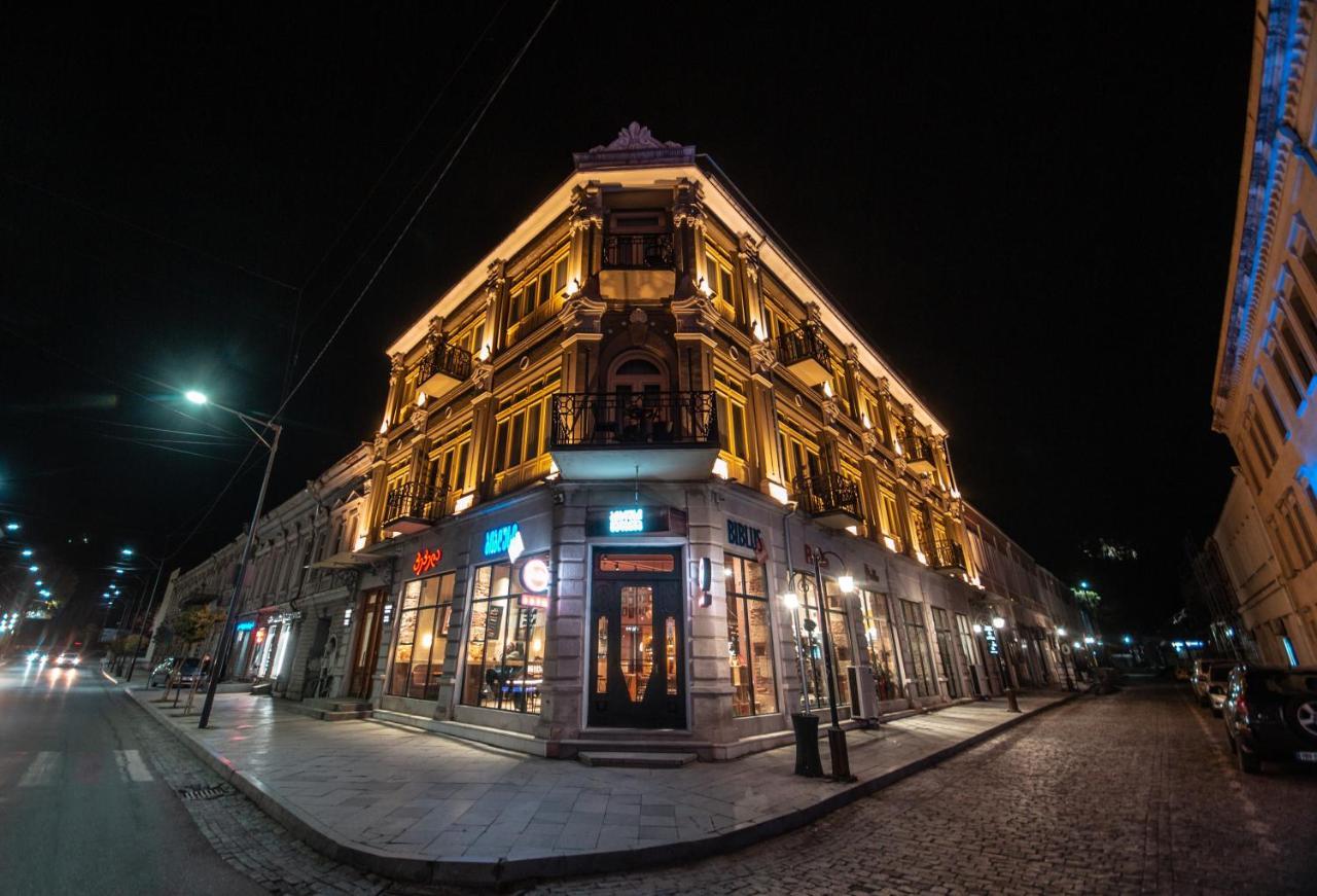 Grand Opera Hotel Kʼutʼaisi Exterior foto