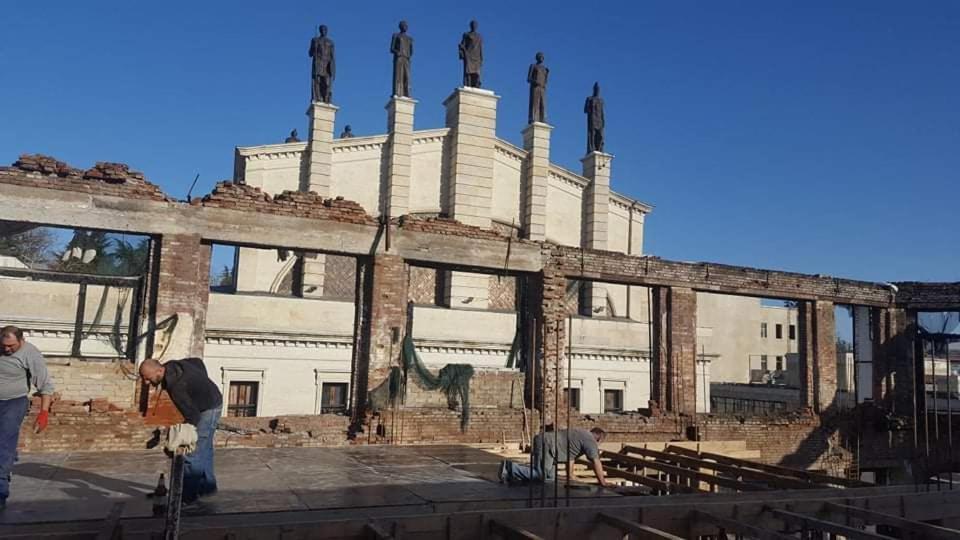 Grand Opera Hotel Kʼutʼaisi Exterior foto